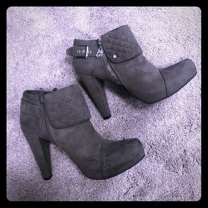 Guess grey booties